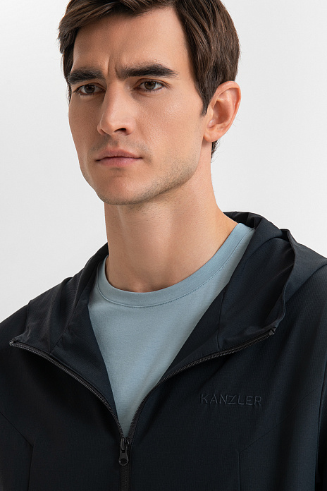 Спортивный костюм из ткани повышенной прочности, цвет 