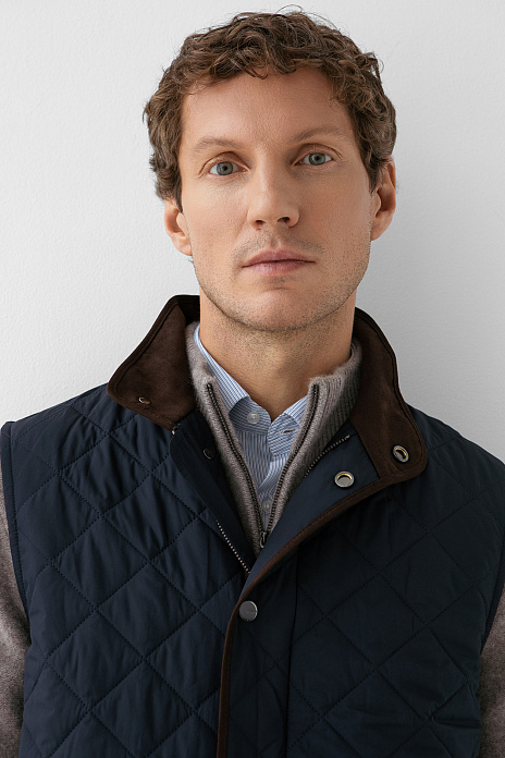 Жилет стеганый с водоотталкивающей обработкой, цвет Синий темный