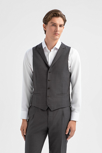 Жилет из шерсти и шелка с водоотталкивающей обработкой